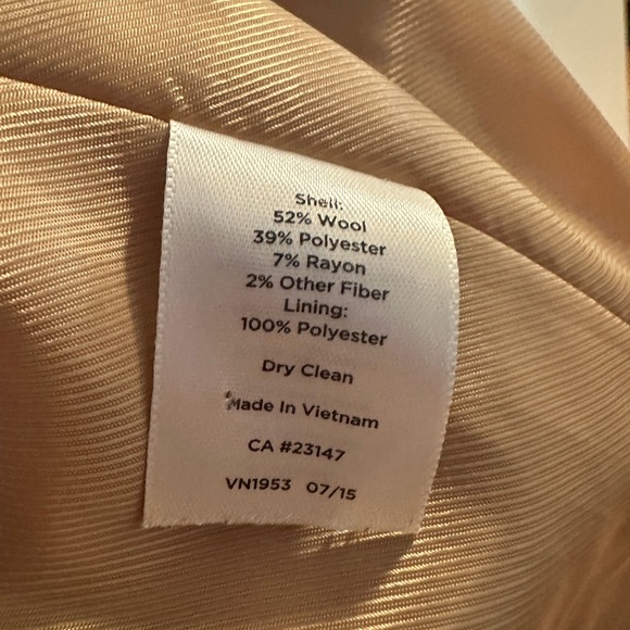 Camel Women's Coat - Picture 4 of 5